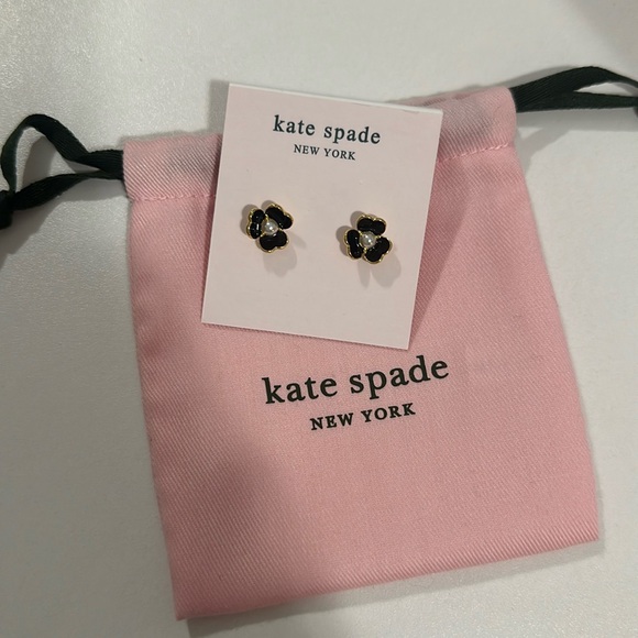 *NEW Flower Kate Spade Earrings - Picture 1 of 2
